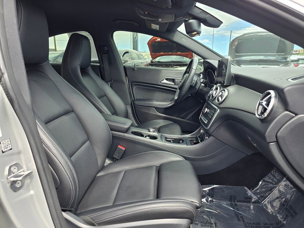 Used 2018 Mercedes-Benz CLA 250 4MATIC image 10