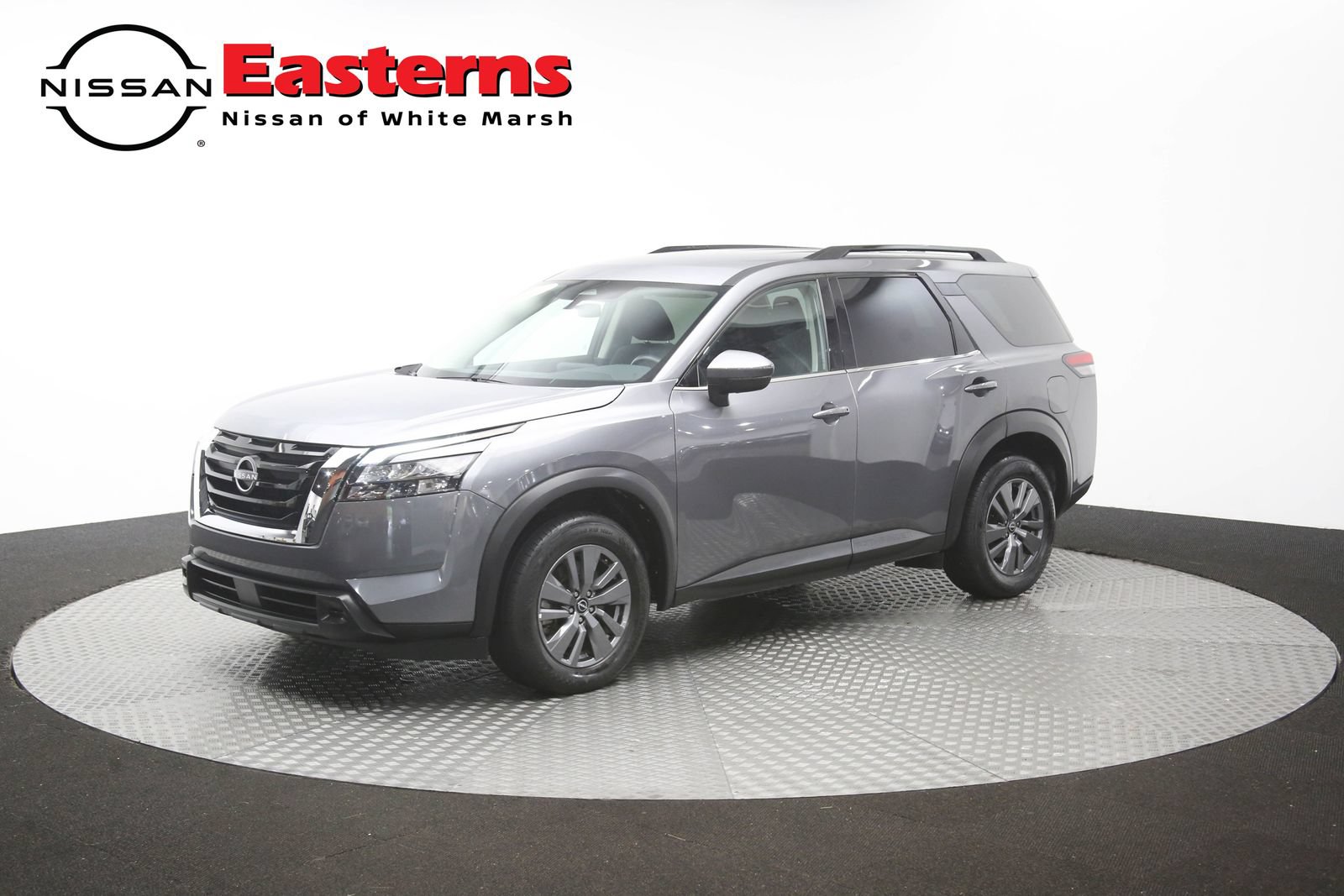 Used 2025 Nissan Pathfinder SV FWD image 57