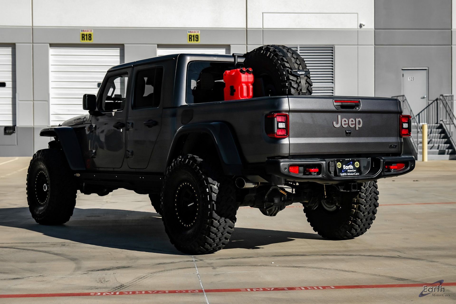 Used 2020 Jeep Gladiator Rubicon AWD/4WD image 10
