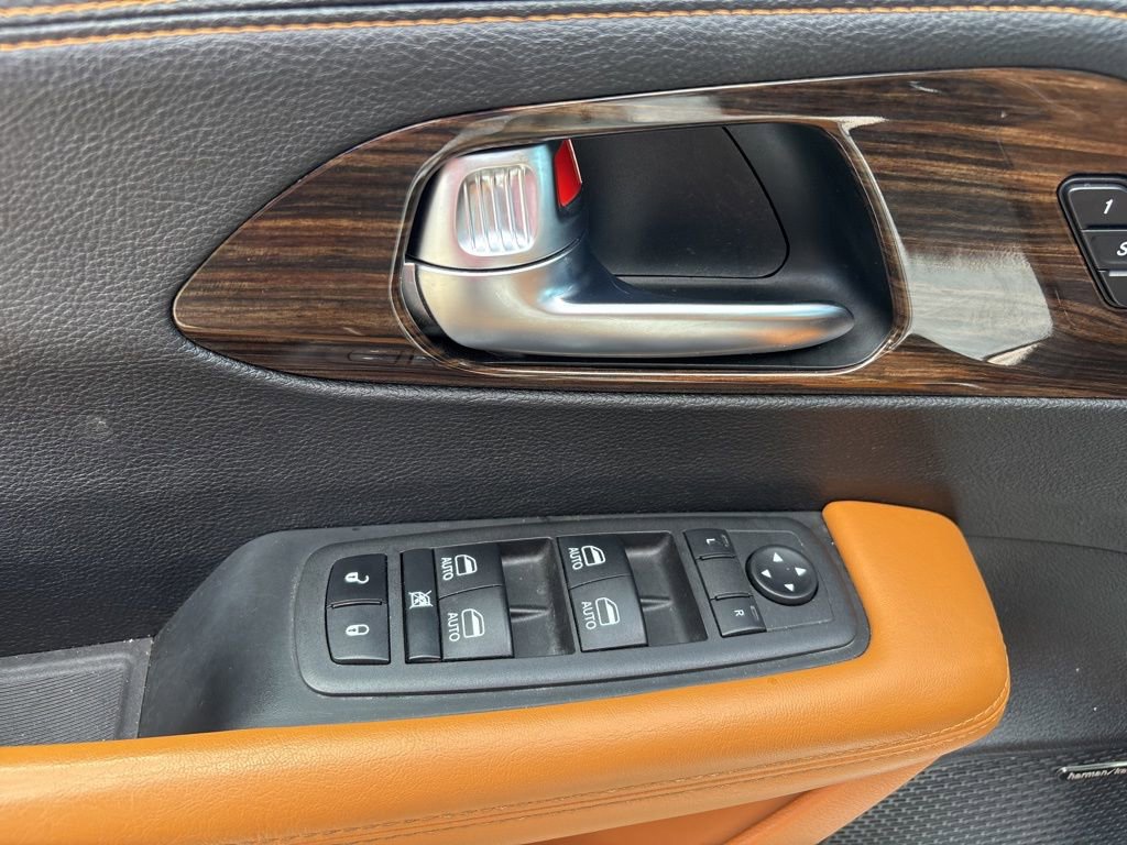 Used 2022 Chrysler Pacifica Pinnacle FWD image 14