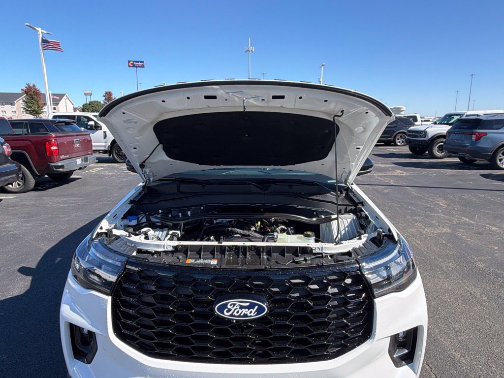 New 2027 Ford Explorer ST-Line w/ Premium Package AWD/4WD image 15