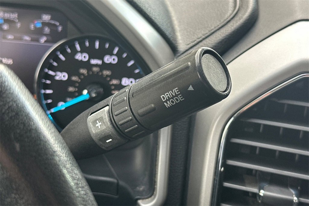 Used 2020 Ford F350 Lariat w/ Chrome Package image 22