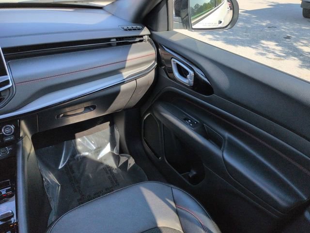 Certified 2025 Jeep Compass Trailhawk AWD/4WD image 19