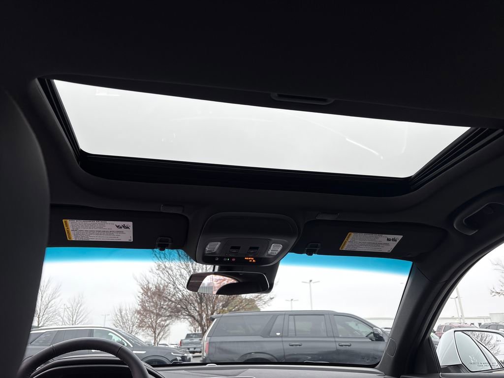 New 2026 Cadillac CT4 Luxury image 35