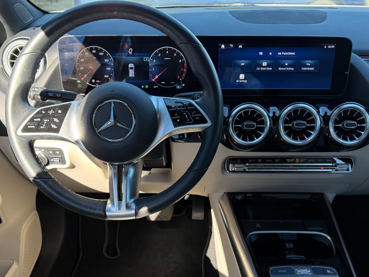 Used 2024 Mercedes-Benz GLA 250 image 10