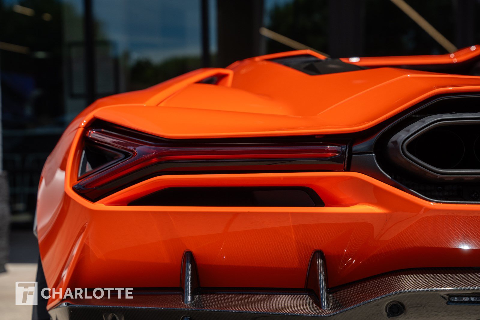 Used 2024 Lamborghini Revuelto AWD/4WD image 12