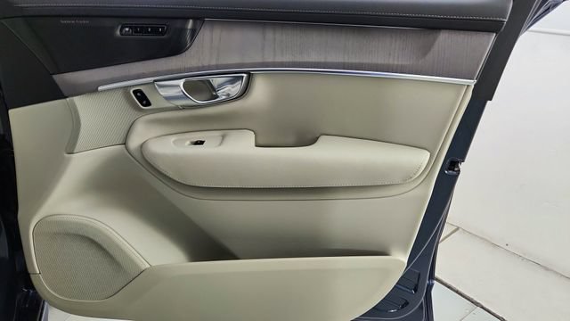 New 2026 Volvo XC90 T8 Ultra w/ Protection Package Premier AWD/4WD image 42