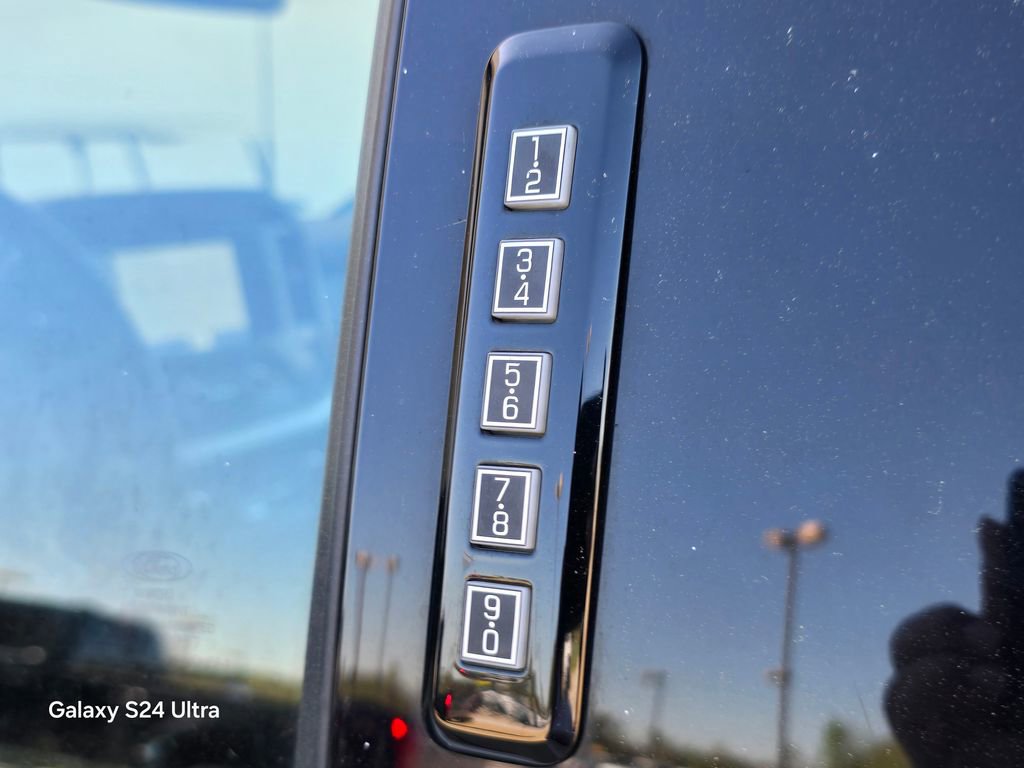 Used 2022 Ford F150 XLT w/ Equipment Group 301A Mid image 32