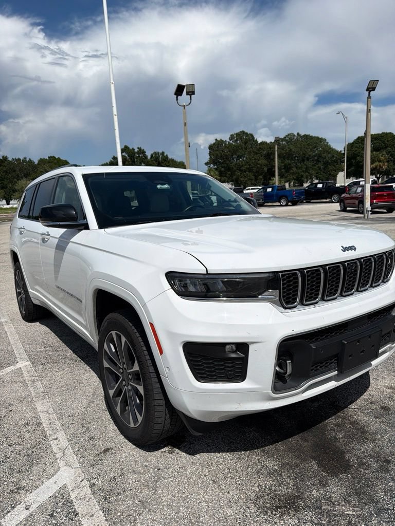Used 2022 Jeep Grand Cherokee L Overland w/ Advanced Protech Group III AWD/4WD image 18