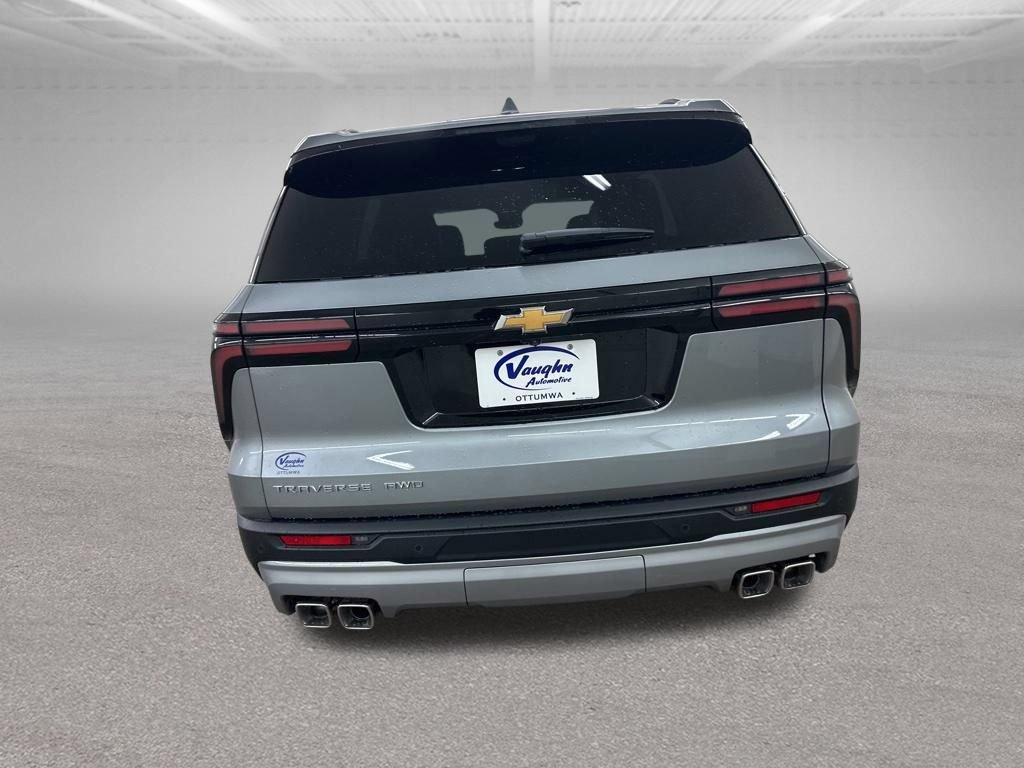 New 2026 Chevrolet Traverse LT w/ Driver Confidence Package AWD/4WD image 9