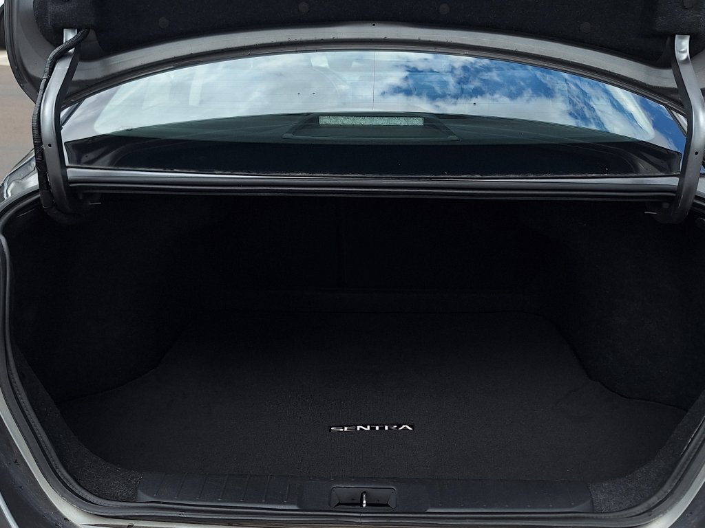 Used 2021 Nissan Sentra S FWD image 28