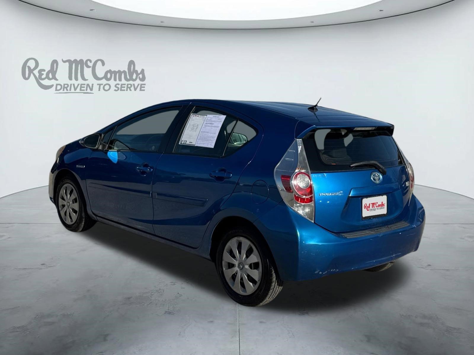 Used 2013 Toyota Prius C One image 3