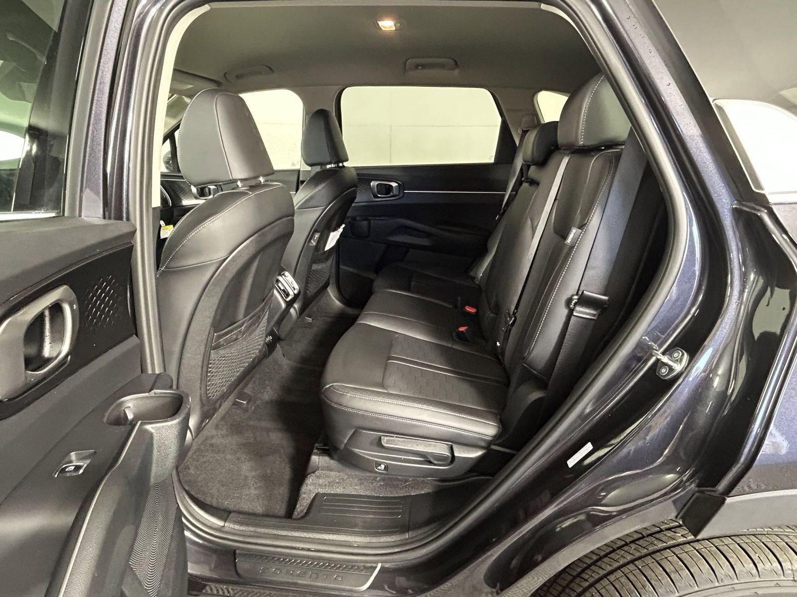 Certified 2025 Kia Sorento S image 13