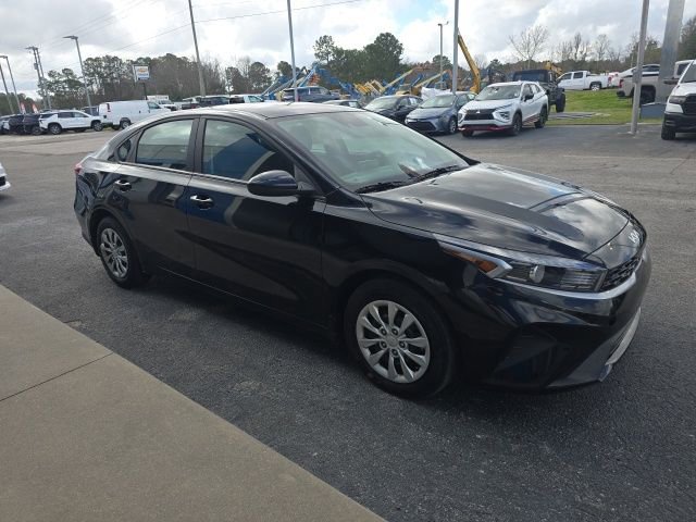 Used 2024 Kia Forte LX FWD image 7