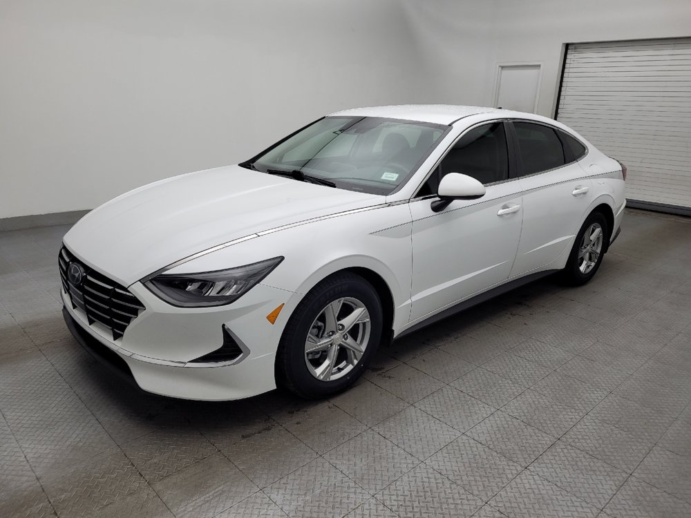 Used 2020 Hyundai Sonata SE w/ Winter Weather Package FWD image 2