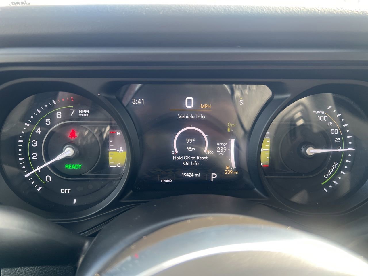 Used 2025 Jeep Wrangler Sahara 4xe image 27