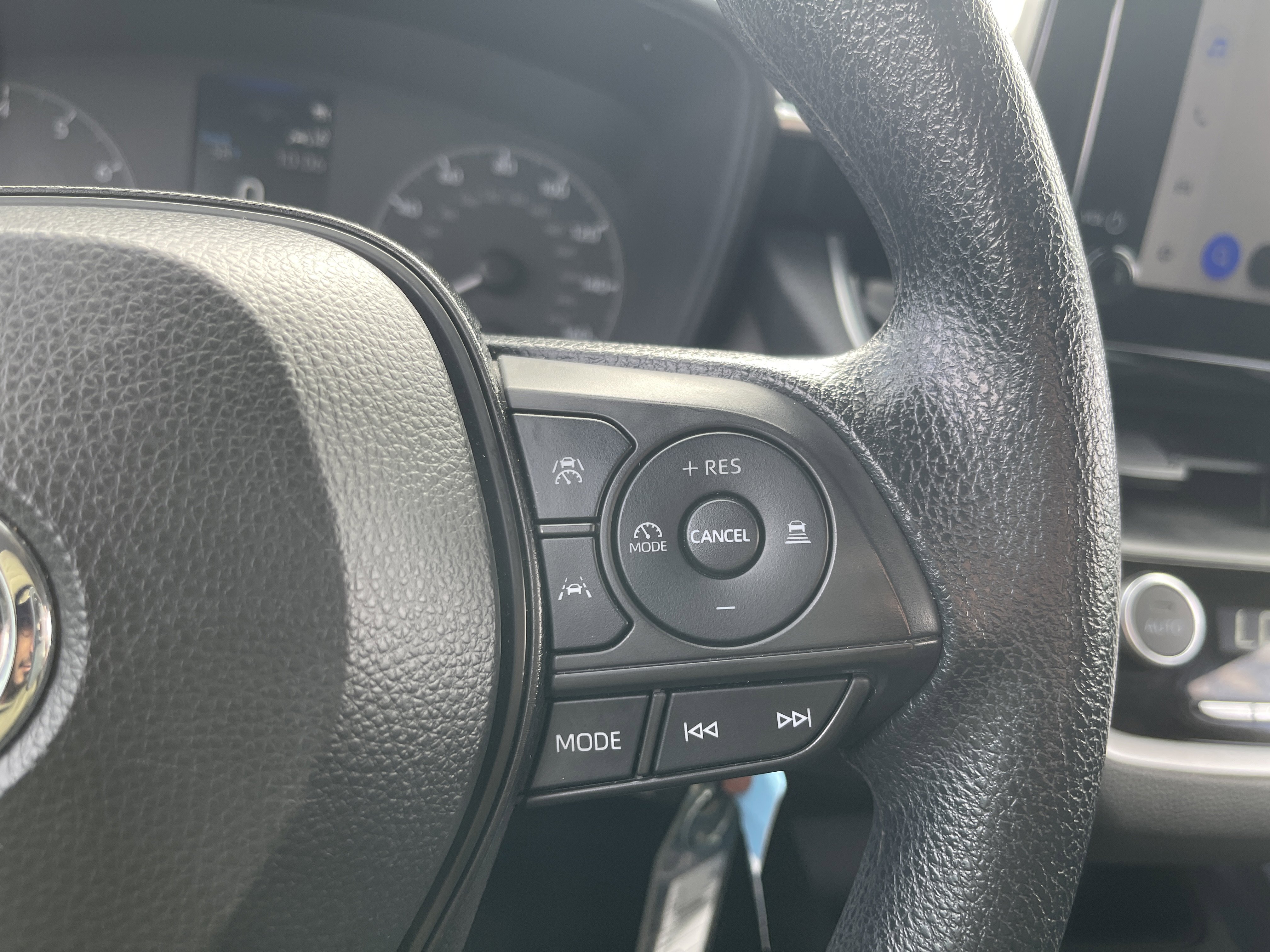 Used 2024 Toyota Corolla LE image 20