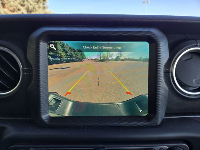 Used 2021 Jeep Gladiator Overland w/ Uconnect 4C Nav & Sound Group image 27