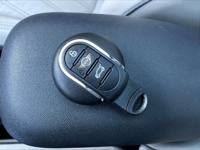 Used 2020 MINI Cooper S w/ Driver Assistance Package FWD image 36