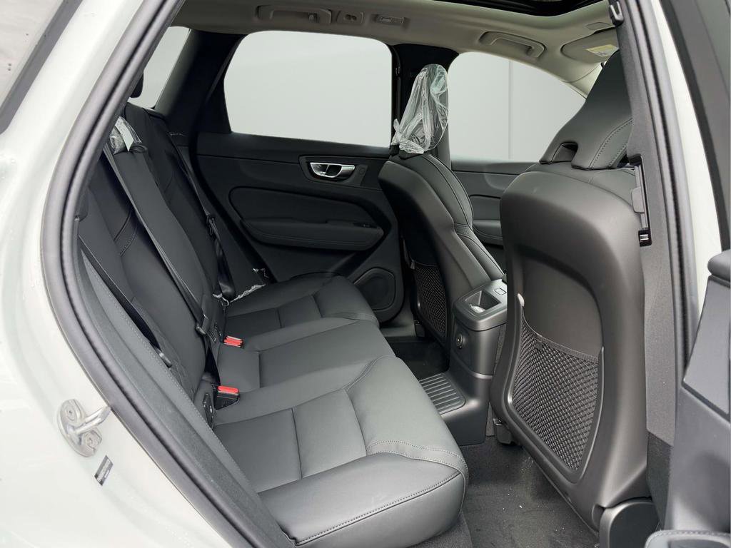 New 2026 Volvo XC60 T8 Plus AWD/4WD image 12
