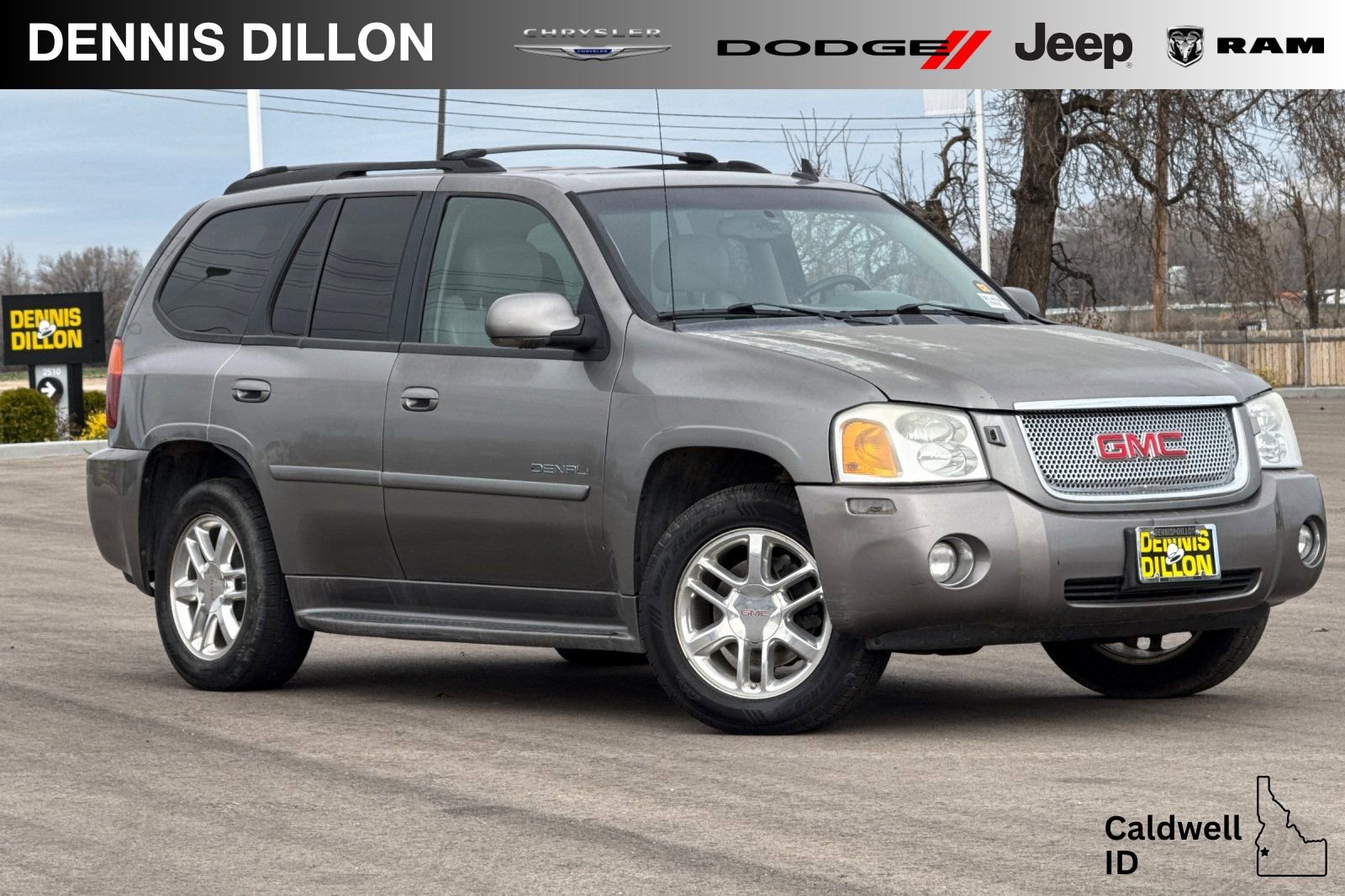 Used 2007 GMC Envoy Denali AWD/4WD image 1