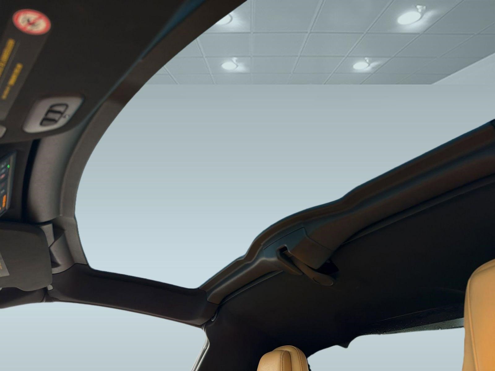 Certified 2020 Chevrolet Corvette Stingray Preferred Cpe w/ 2LT Preferred Equipment Group image 15