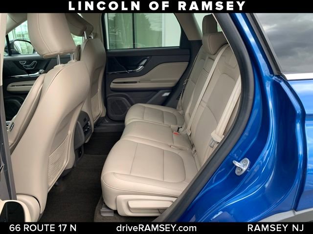 Used 2021 Lincoln Corsair AWD w/ Equipment Group 101A image 22