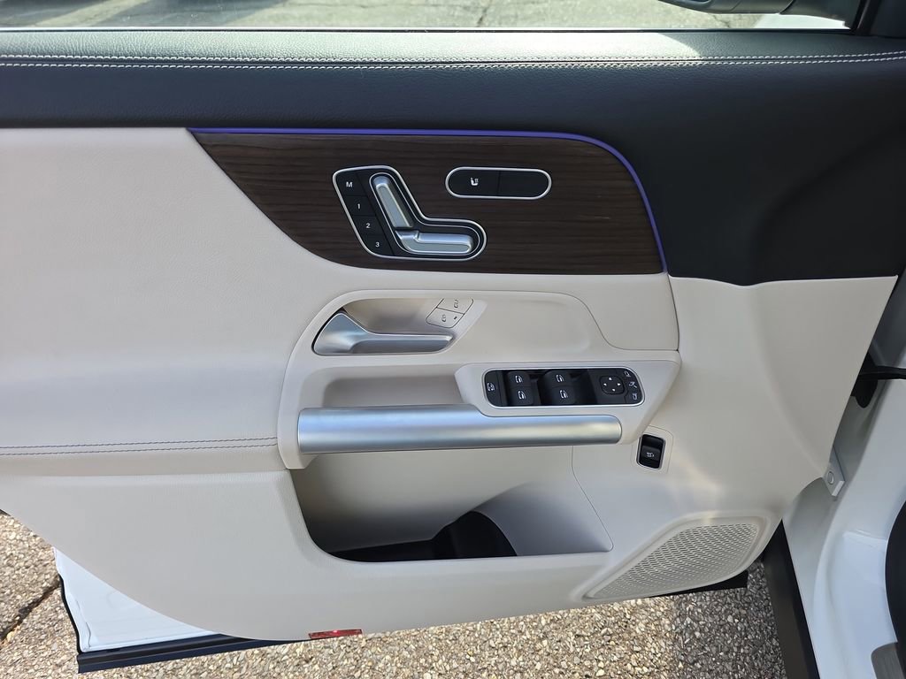 Certified 2025 Mercedes-Benz GLA 250 4MATIC image 19