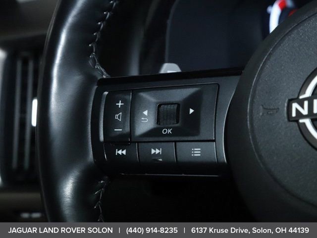 Used 2024 Nissan Pathfinder Platinum image 23