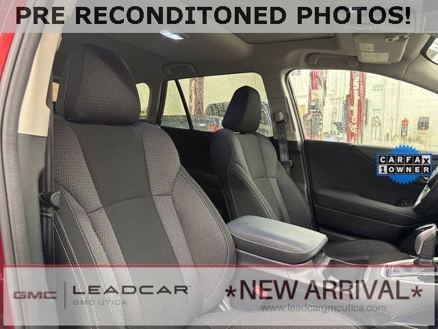 Used 2024 Subaru Outback Premium image 11