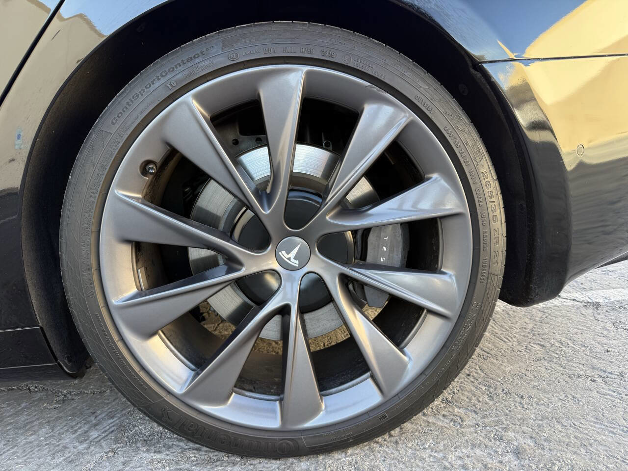 Used 2018 Tesla Model S 75D AWD/4WD image 33