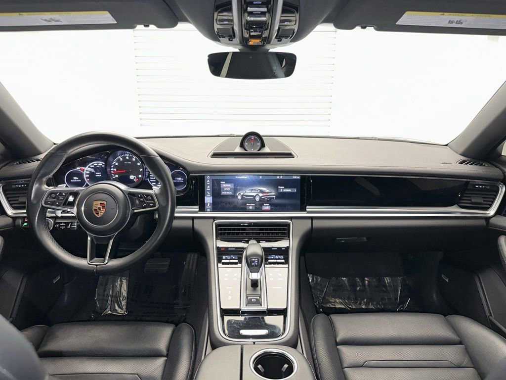 Used 2018 Porsche Panamera 4 image 17