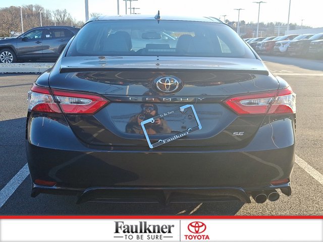 Certified 2020 Toyota Camry SE image 5
