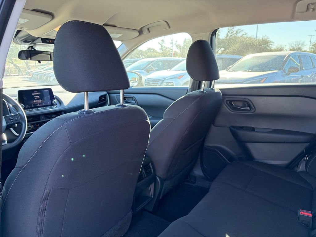 Certified 2025 Nissan Rogue S image 22