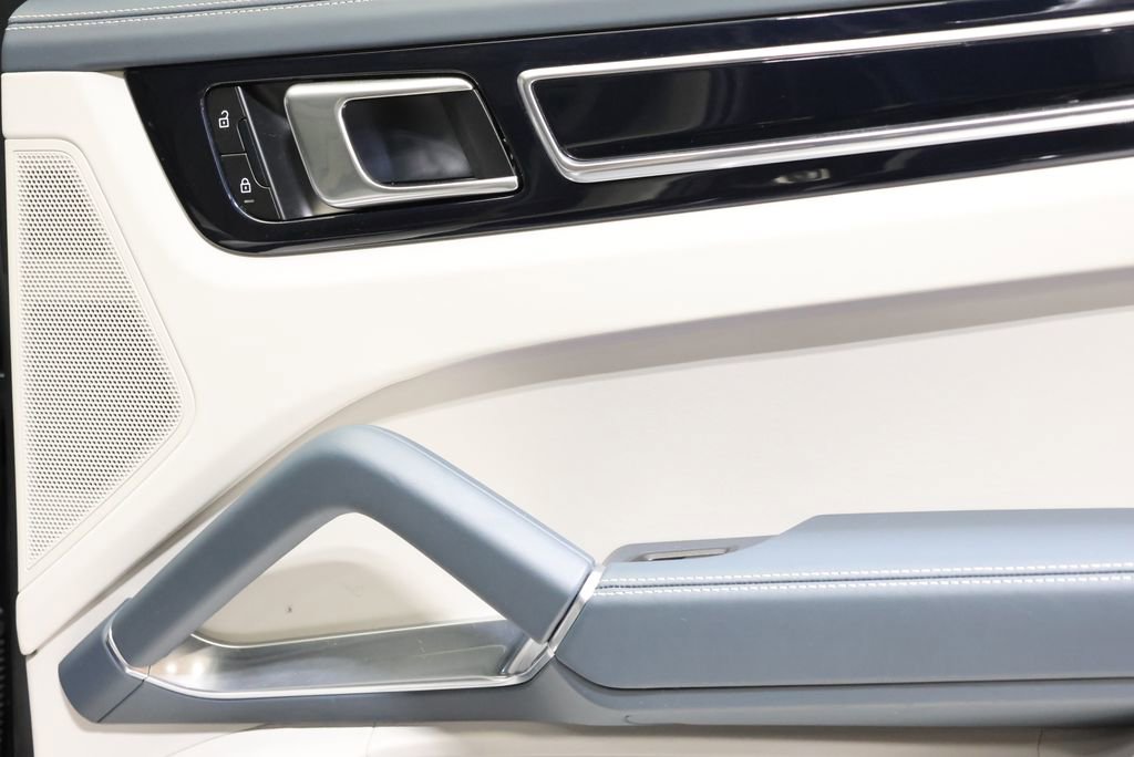 Certified 2023 Porsche Cayenne Turbo S image 47