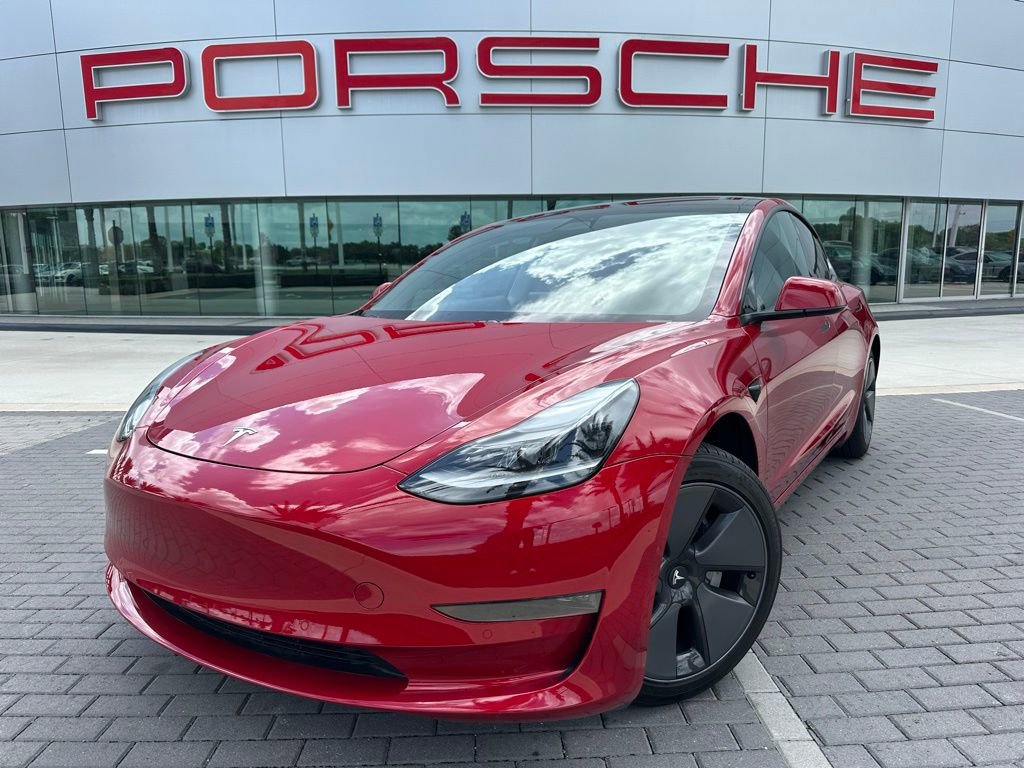 Used 2021 Tesla Model 3 Standard Range Plus RWD image 1