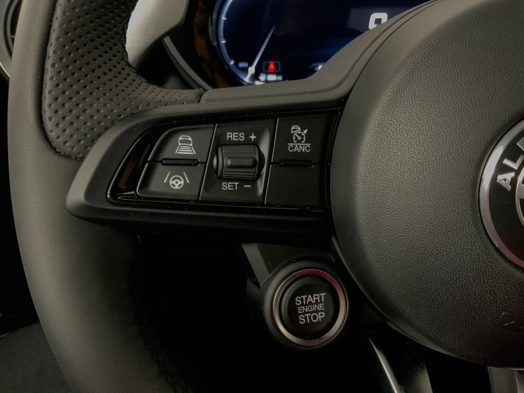 New 2026 Alfa Romeo Giulia AWD image 25