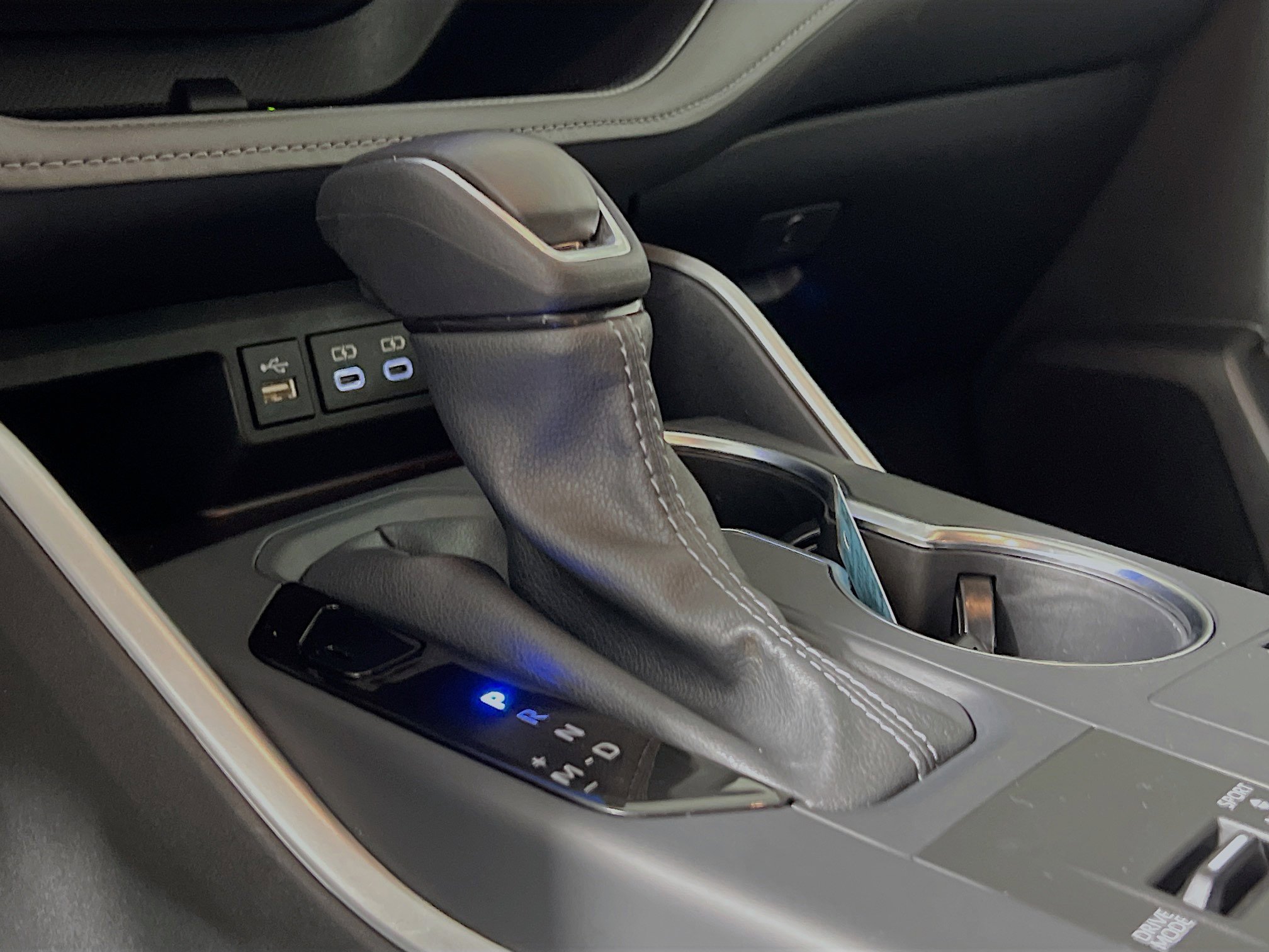 Used 2025 Toyota Highlander XLE image 24