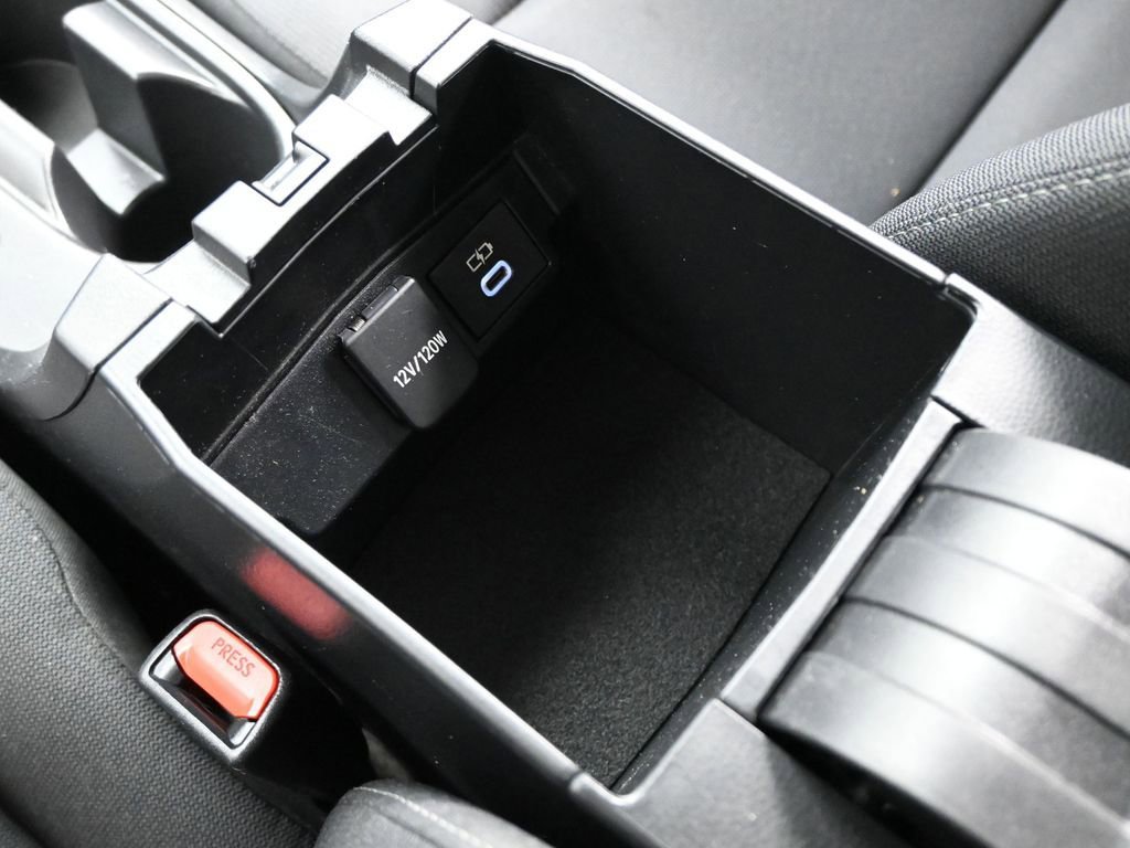 Used 2023 Toyota Corolla LE image 40