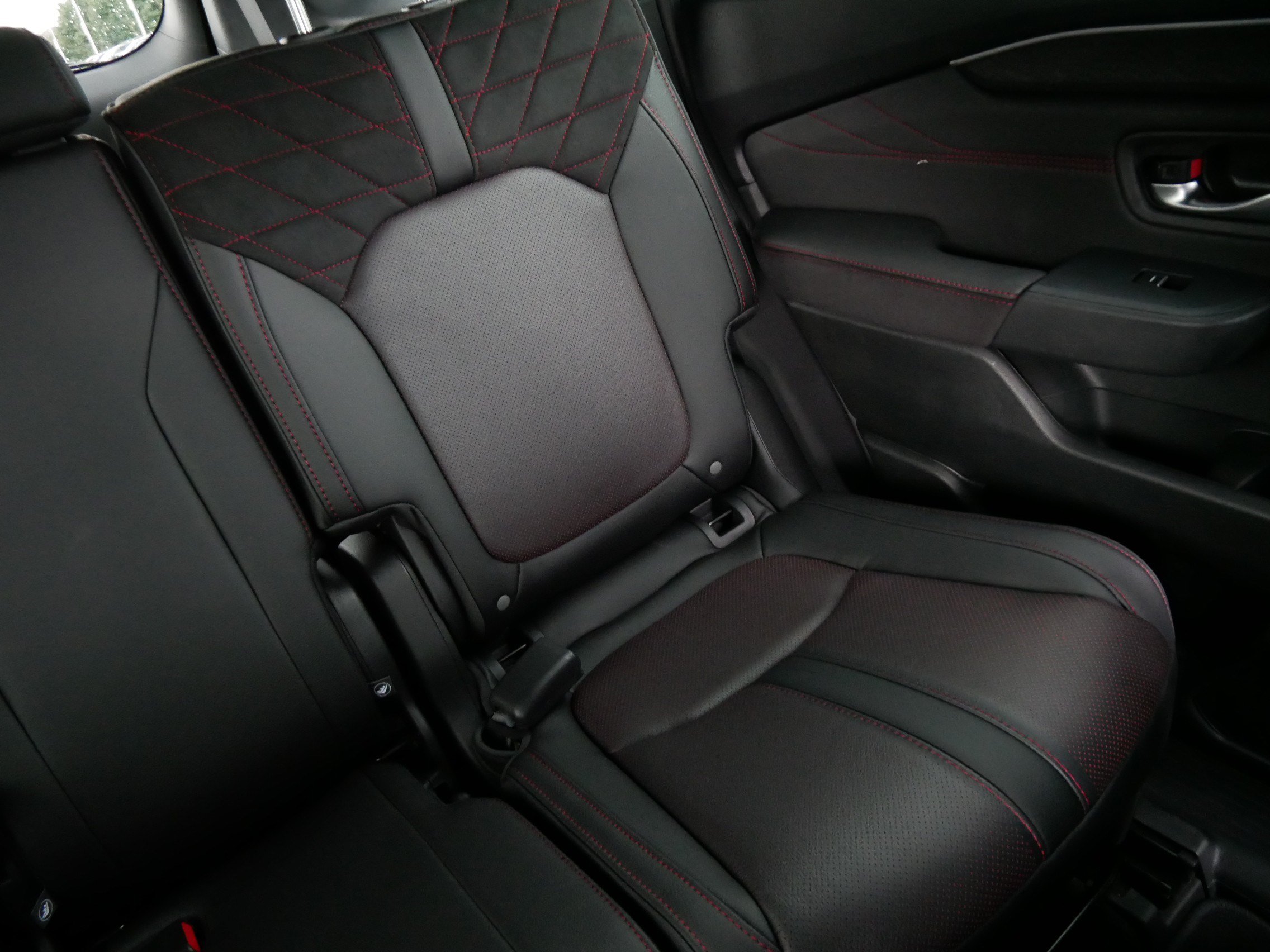 Certified 2026 Honda Pilot Black Edition image 14