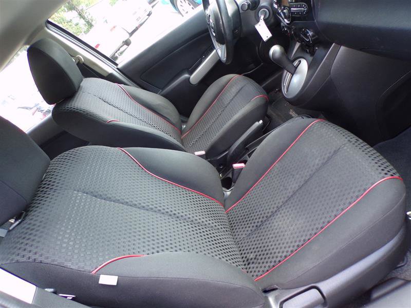Used 2012 MAZDA MAZDA2 Touring FWD image 17