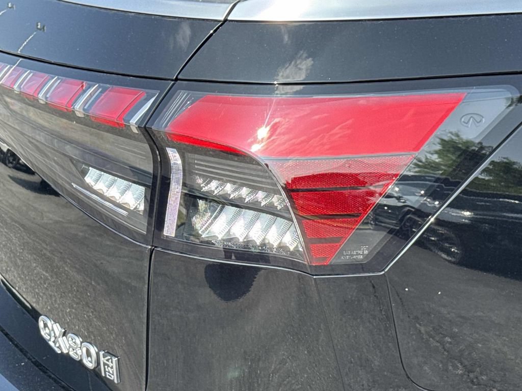 New 2027 INFINITI QX80 Luxe AWD/4WD image 29