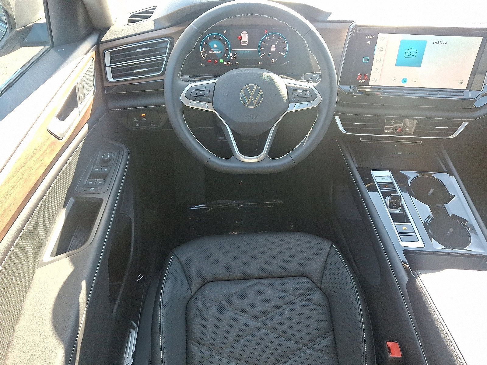 New 2026 Volkswagen Atlas SE image 8