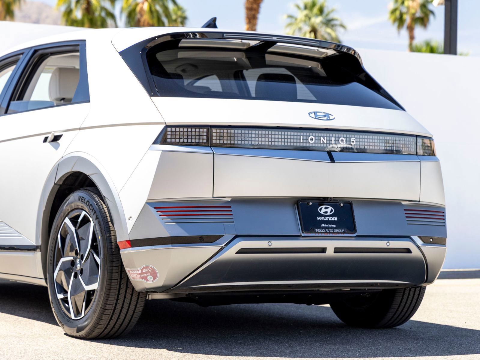 Used 2023 Hyundai Ioniq 5 Limited w/ Cargo Package RWD image 8