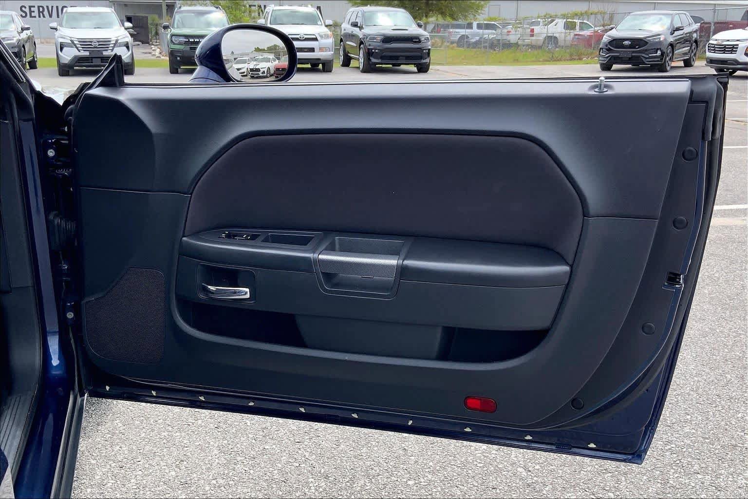 Used 2013 Dodge Challenger R/T image 22