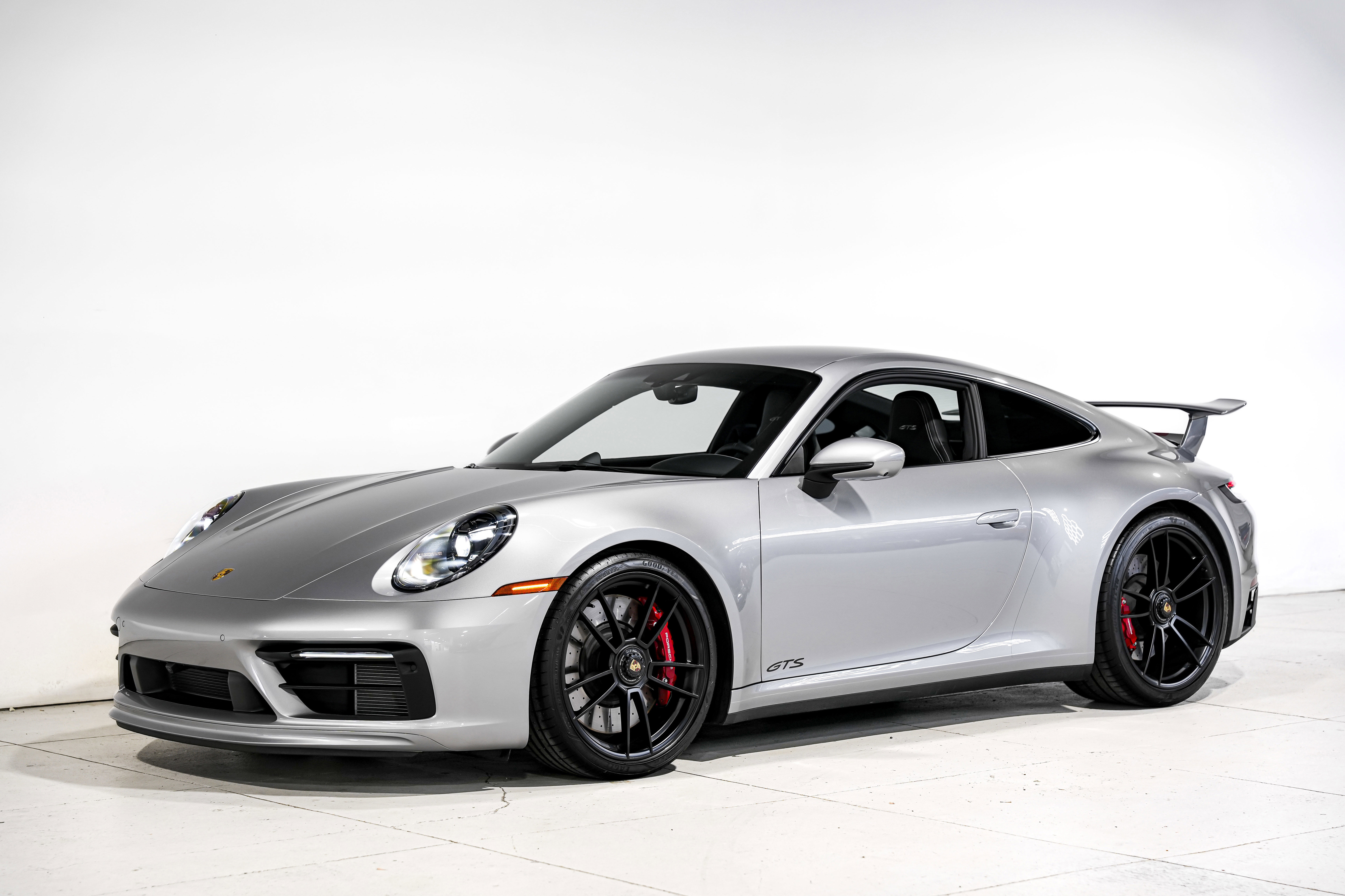 Used 2022 Porsche 911 Carrera GTS image 6