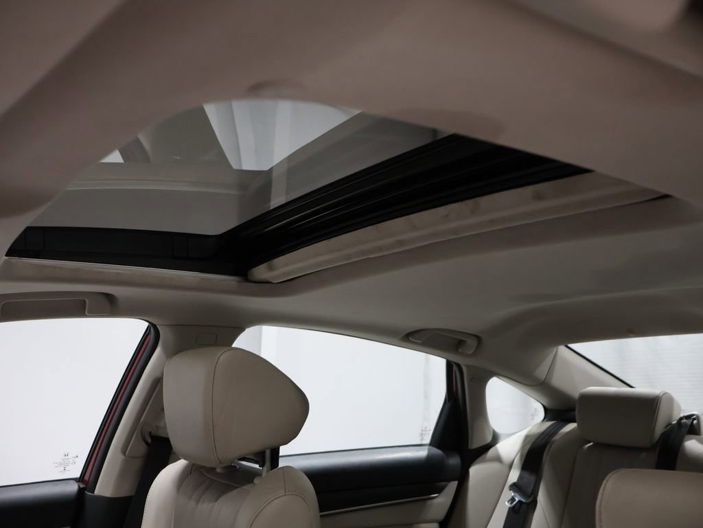 Used 2020 Honda Accord EX-L image 9