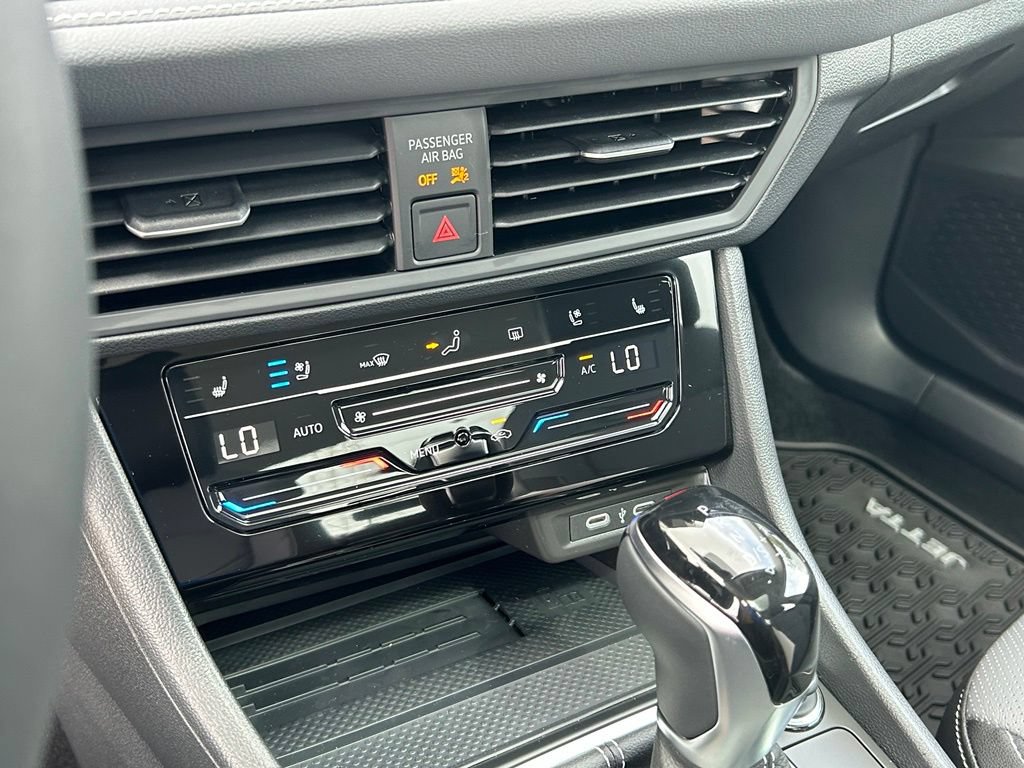 New 2027 Volkswagen Jetta SEL FWD image 28