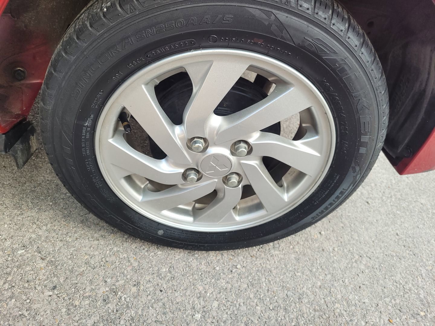 Used 2023 Mitsubishi Mirage ES FWD image 6