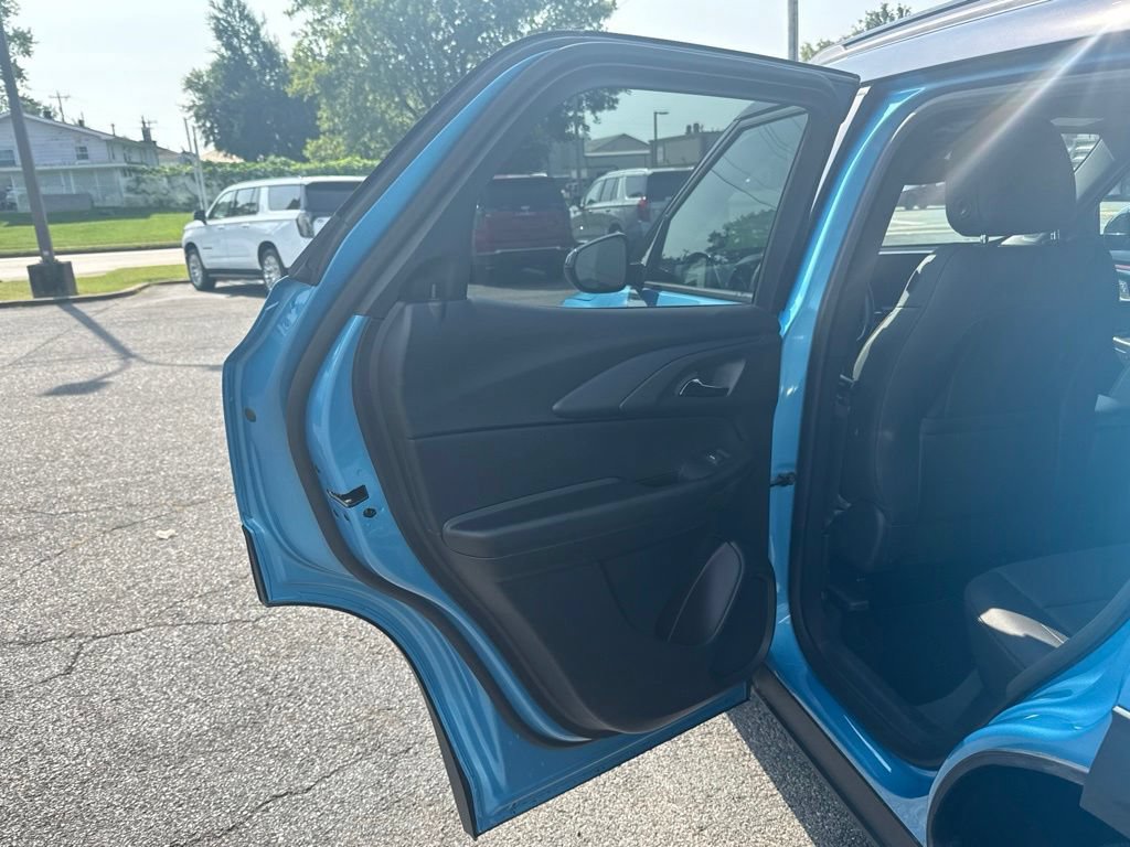 Used 2026 Chevrolet TrailBlazer RS w/ Convenience Package FWD image 12